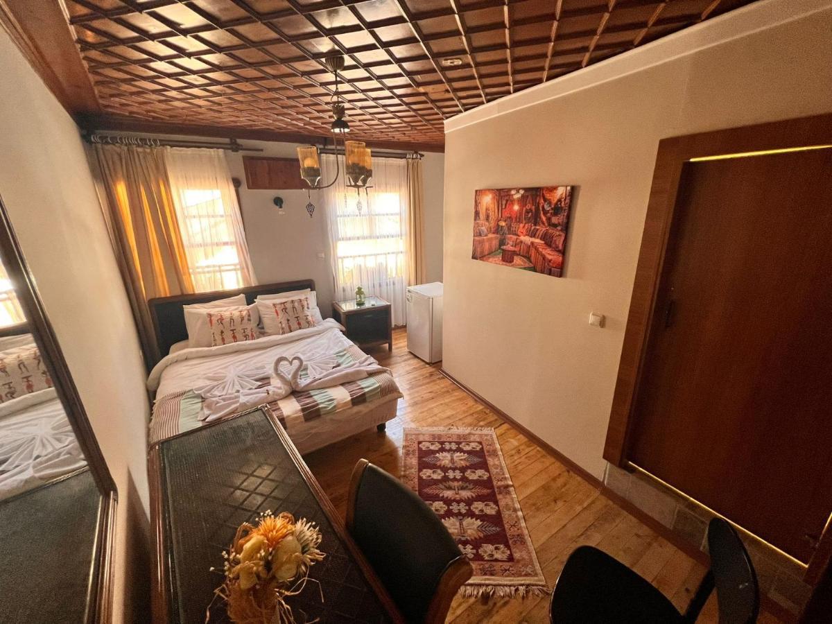 Sari Konak Анталия Екстериор снимка